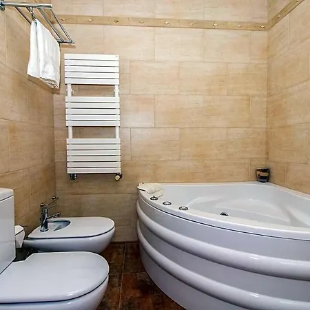 别墅 Marcos Mendes Sleeps 12 With Pool And Air Con *
