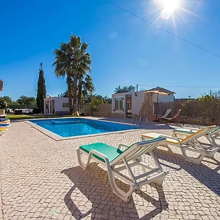 Marcos Mendes Sleeps 12 With Pool And Air Con 빌라 *